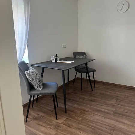 R&b 3* Ichenhausen